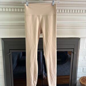 ALO Yoga Cream Leggings